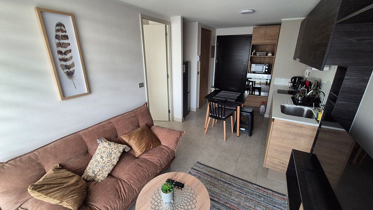 VR| Ñuñoa 2PAX|parking|metro|aire acondicionado