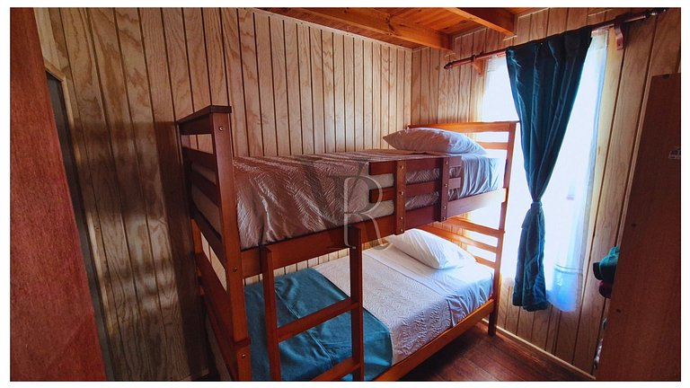 Algarrobo Cabaña vista bosque, opción tinaja playa el Canelo