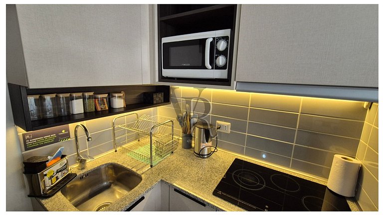 VR | 2PAX Parking free, frente al Club Hípico Movistar Arena