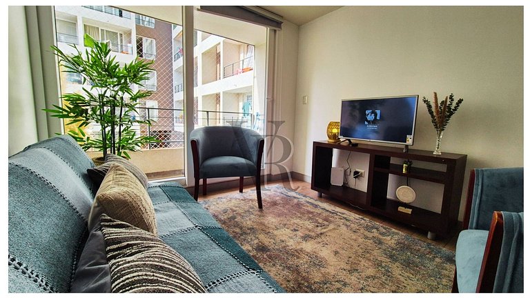 VR | 2PAX Parking free, frente al Club Hípico Movistar Arena