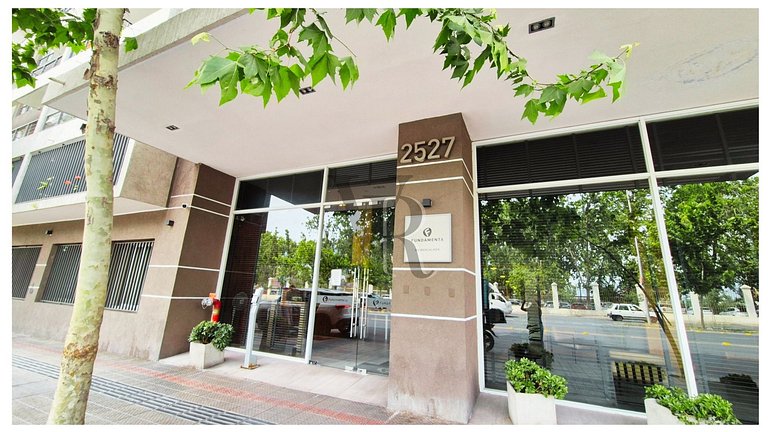 VR | 2PAX Parking free, frente al Club Hípico Movistar Arena