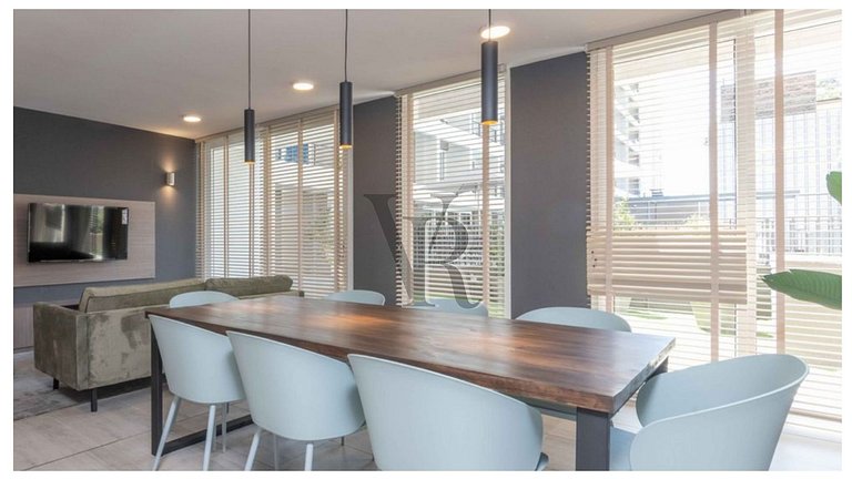 VR | 2PAX Parking free, frente al Club Hípico Movistar Arena